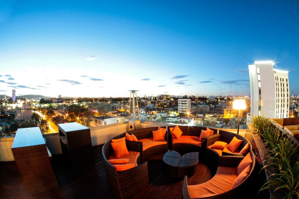 Square Small Luxury Hotel - Providencia Гвадалахара Экстерьер фото